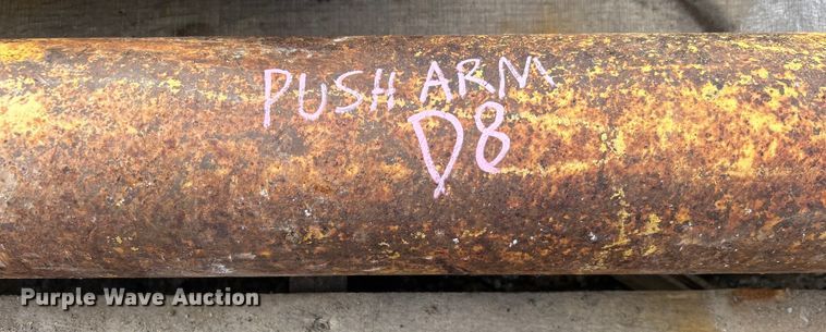 image for item DO6519 (4) hydraulic cylinders