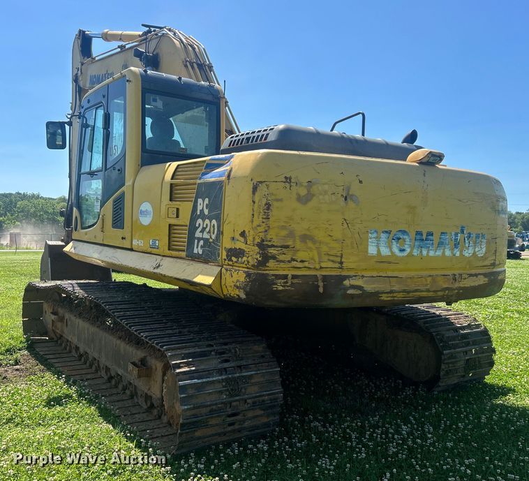 image for item DO6521 2009 Komatsu  PC220LC-8 excavator