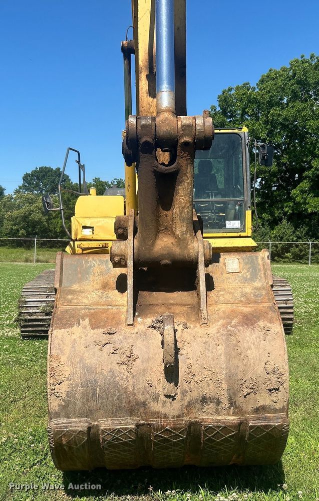 image for item DO6521 2009 Komatsu  PC220LC-8 excavator