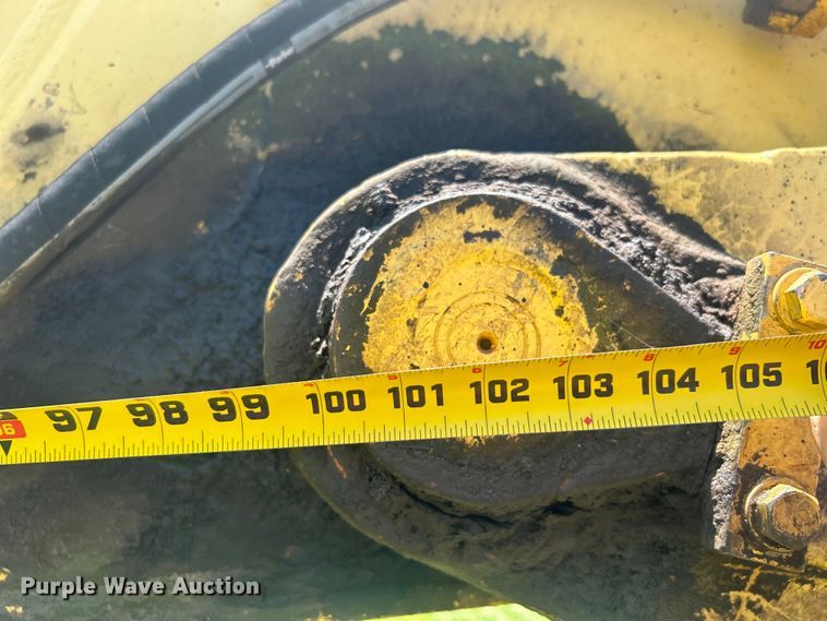 image for item DO6521 2009 Komatsu  PC220LC-8 excavator