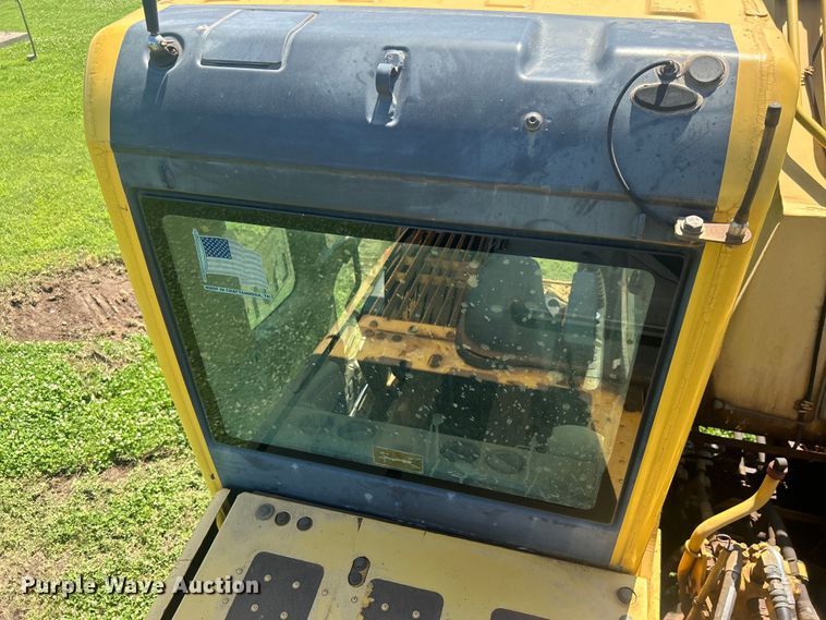 image for item DO6521 2009 Komatsu  PC220LC-8 excavator