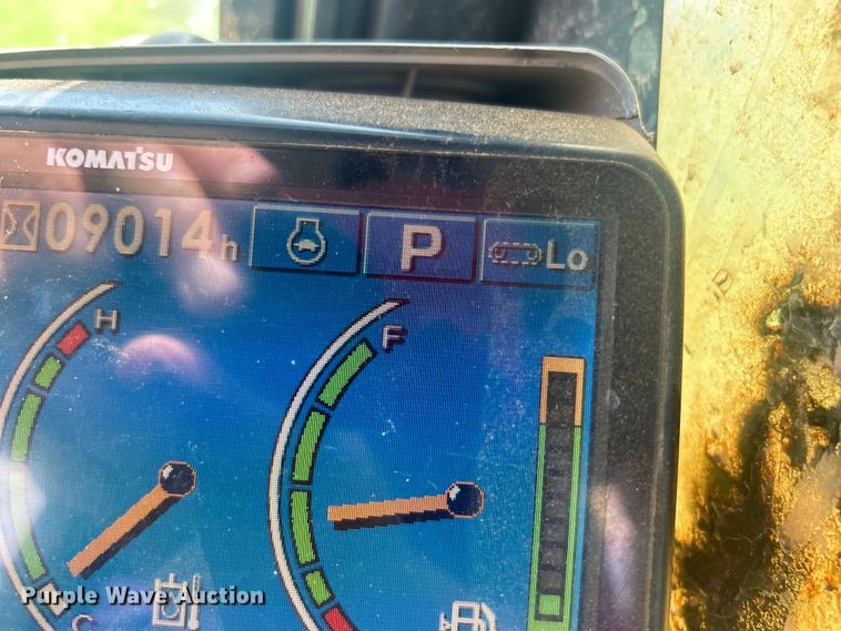 image for item DO6521 2009 Komatsu  PC220LC-8 excavator