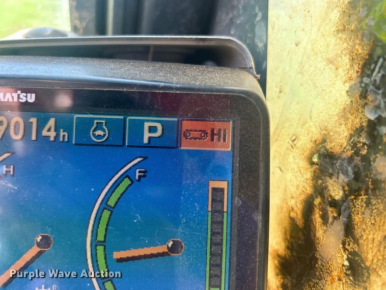 image for item DO6521 2009 Komatsu  PC220LC-8 excavator