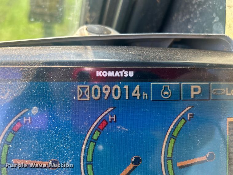 image for item DO6521 2009 Komatsu  PC220LC-8 excavator