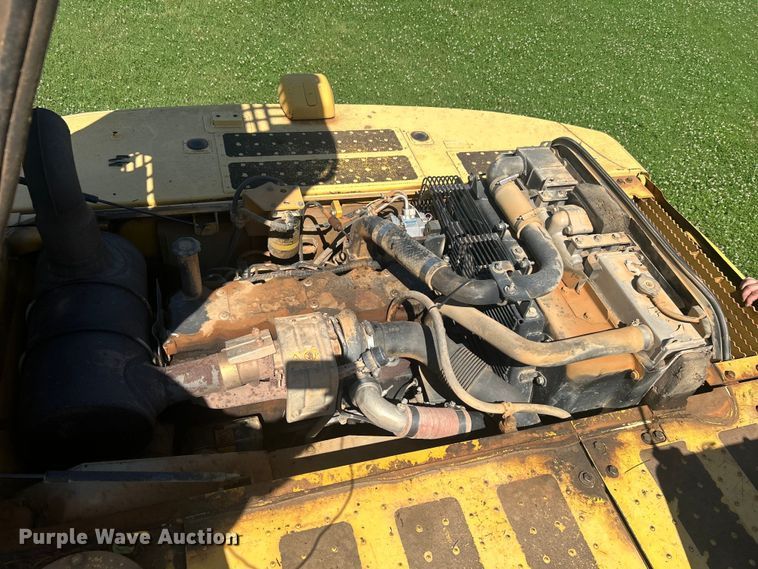 image for item DO6521 2009 Komatsu  PC220LC-8 excavator