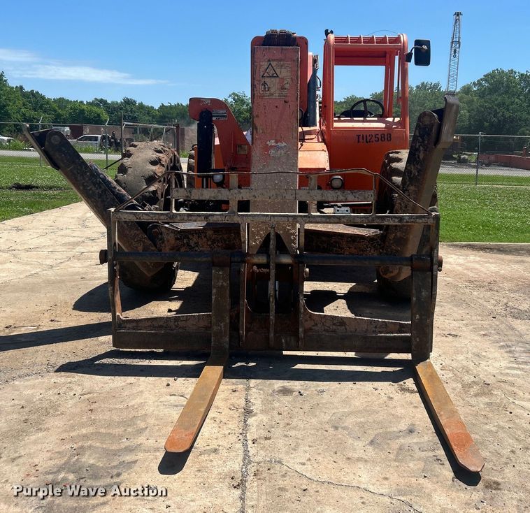 image for item DO6523 2012 JLG Skytrak 10042 telehandler