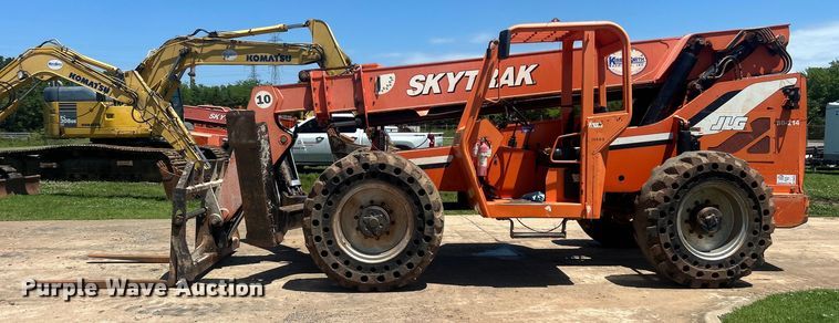 image for item DO6523 2012 JLG Skytrak 10042 telehandler