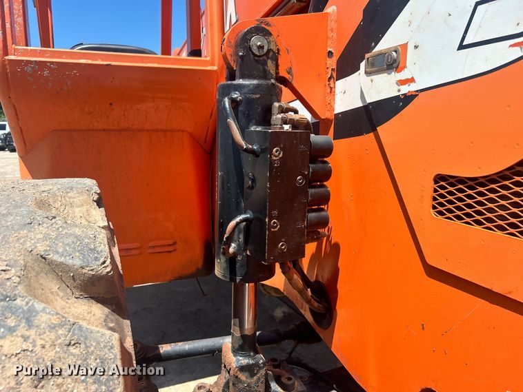 image for item DO6523 2012 JLG Skytrak 10042 telehandler