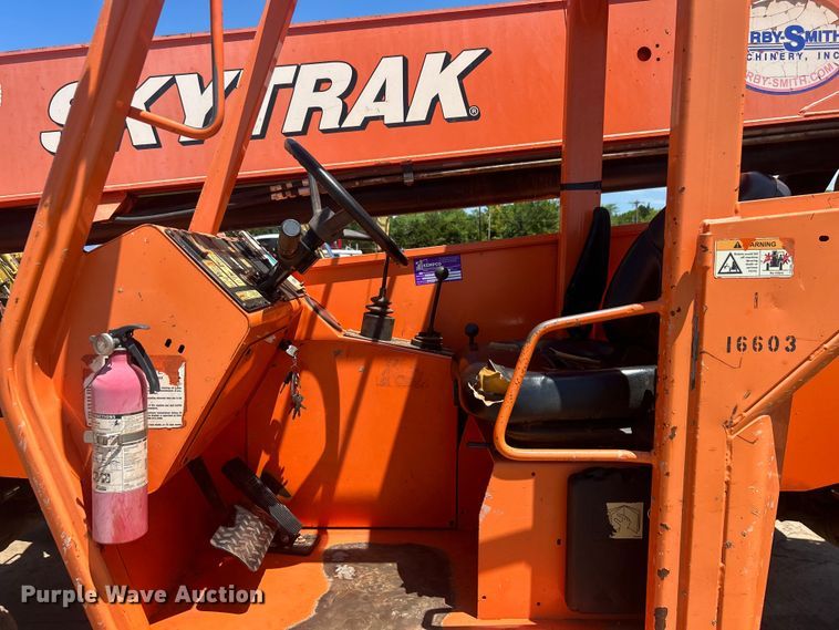 image for item DO6523 2012 JLG Skytrak 10042 telehandler