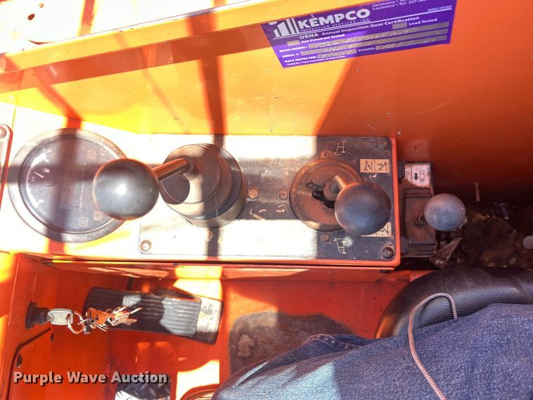 image for item DO6523 2012 JLG Skytrak 10042 telehandler