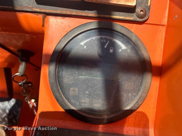 image for item DO6523 2012 JLG Skytrak 10042 telehandler