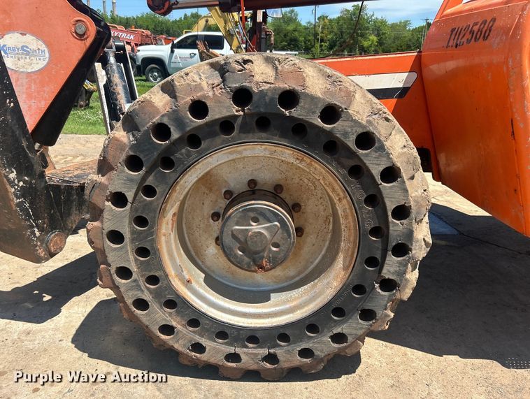 image for item DO6523 2012 JLG Skytrak 10042 telehandler