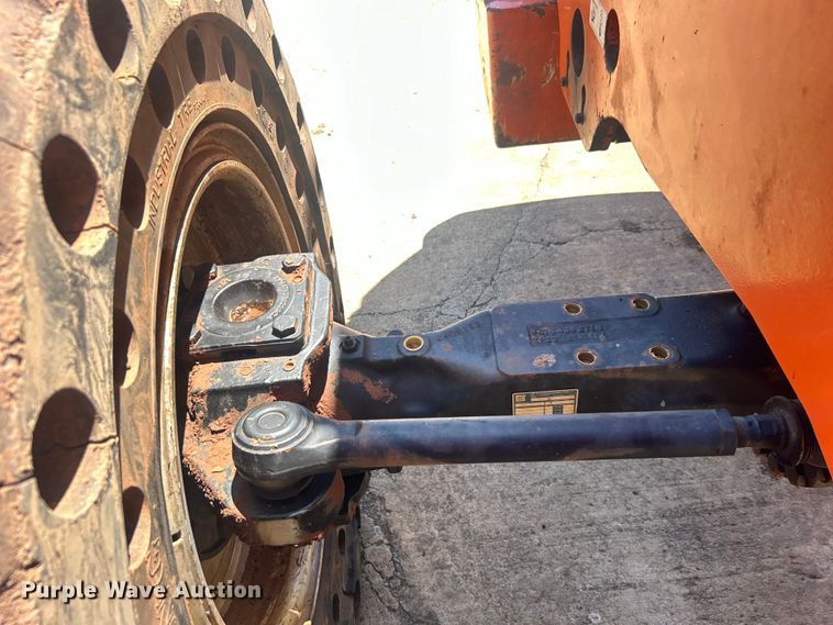 image for item DO6523 2012 JLG Skytrak 10042 telehandler