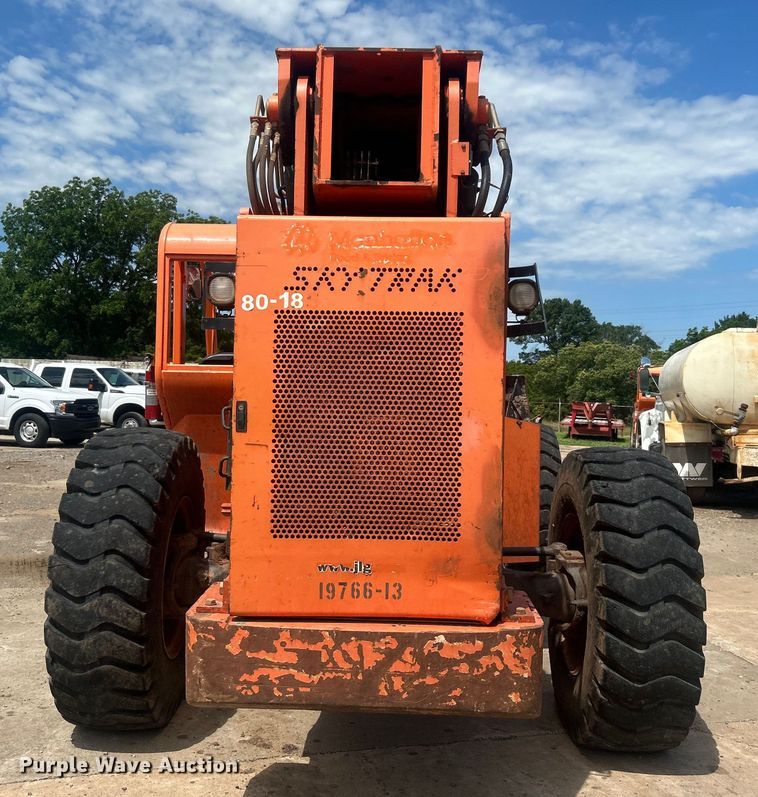 image for item DO6524 2013 JLG Skytrak 10042 telehandler