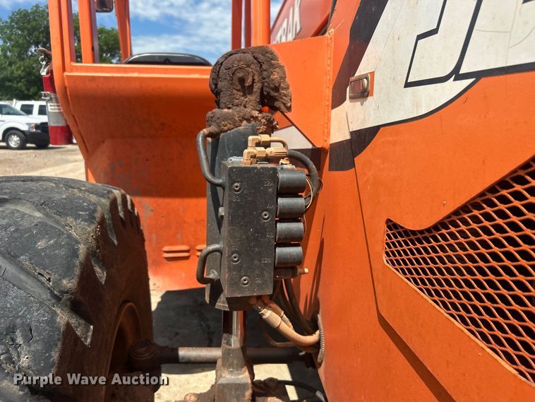 image for item DO6524 2013 JLG Skytrak 10042 telehandler