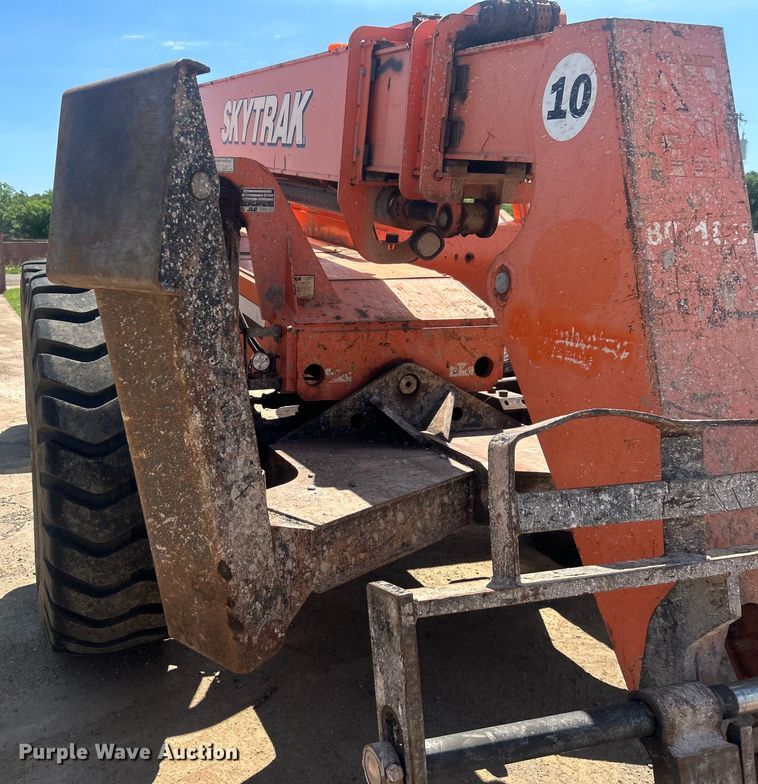 image for item DO6524 2013 JLG Skytrak 10042 telehandler