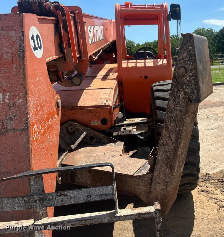 image for item DO6524 2013 JLG Skytrak 10042 telehandler