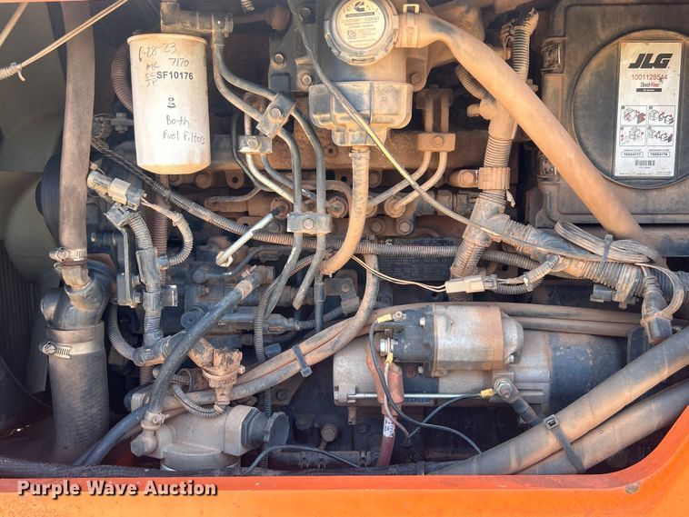 image for item DO6524 2013 JLG Skytrak 10042 telehandler