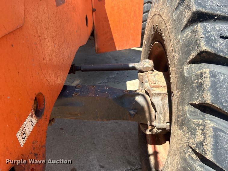 image for item DO6524 2013 JLG Skytrak 10042 telehandler