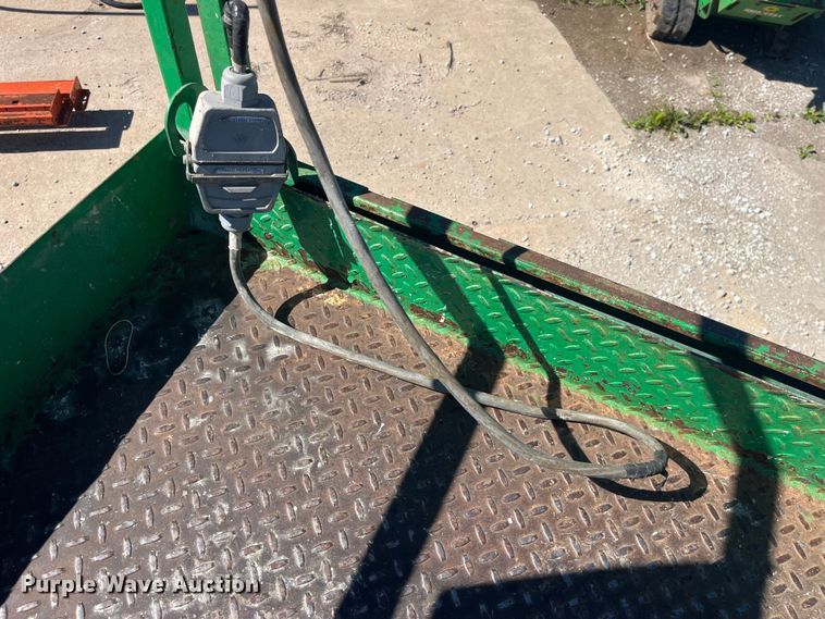 image for item DP2204 2014 Skyjack SJIII 4632 scissor lift