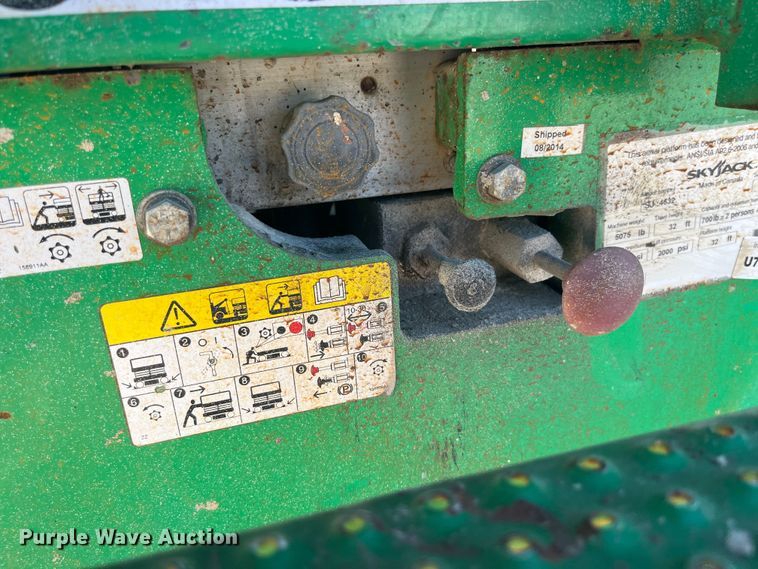 image for item DP2204 2014 Skyjack SJIII 4632 scissor lift