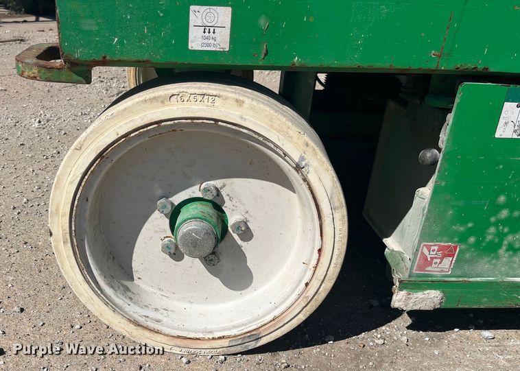 image for item DP2204 2014 Skyjack SJIII 4632 scissor lift