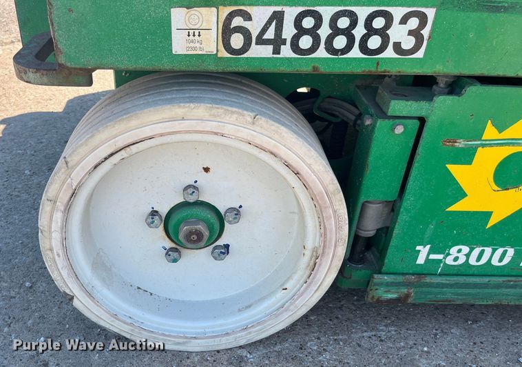 image for item DP2204 2014 Skyjack SJIII 4632 scissor lift