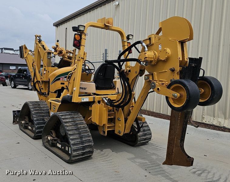 image for item DP6432 2010 Vermeer RTX750 vibratory cable plow