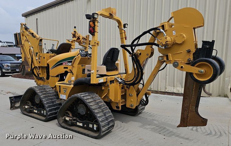 image for item DP6432 2010 Vermeer RTX750 vibratory cable plow