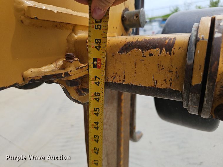 image for item DP6432 2010 Vermeer RTX750 vibratory cable plow