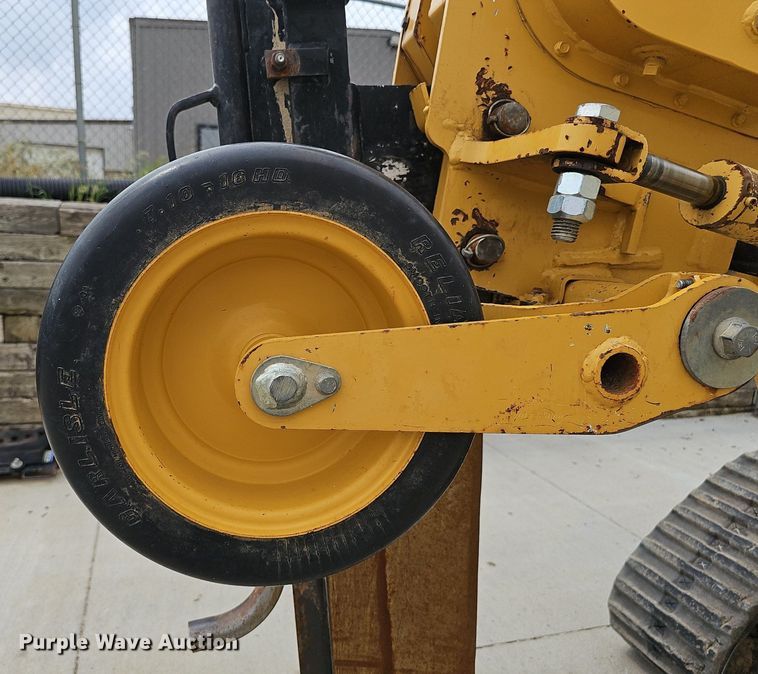 image for item DP6432 2010 Vermeer RTX750 vibratory cable plow