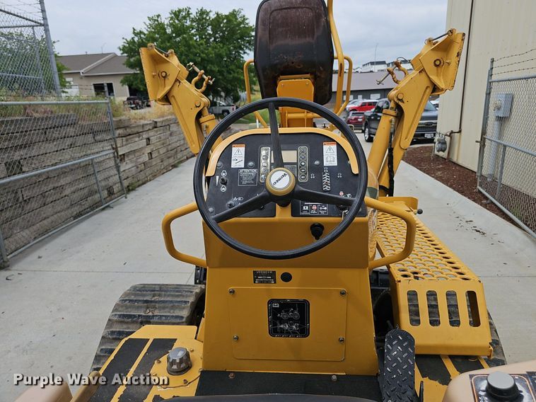 image for item DP6432 2010 Vermeer RTX750 vibratory cable plow