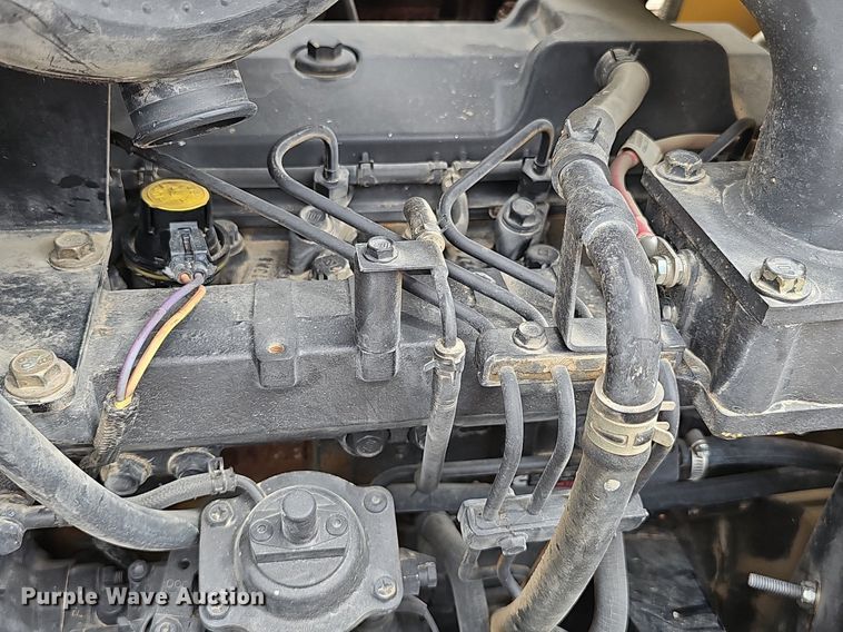 image for item DP6432 2010 Vermeer RTX750 vibratory cable plow