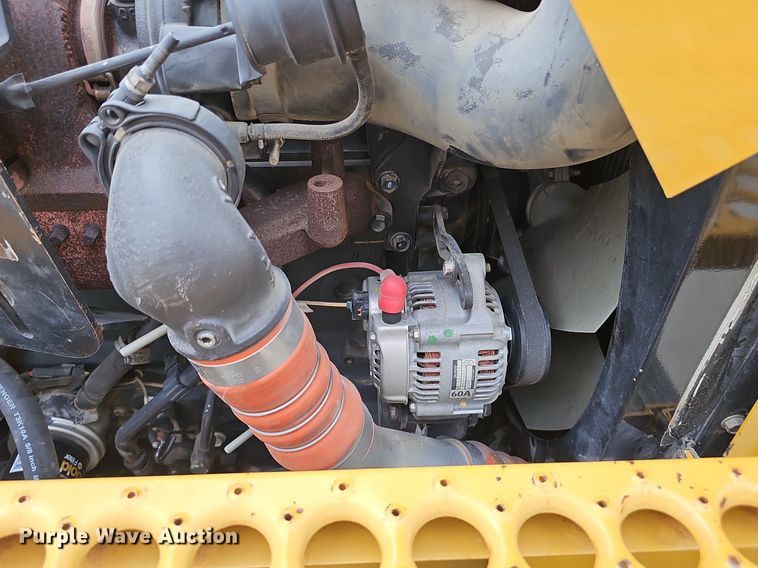 image for item DP6432 2010 Vermeer RTX750 vibratory cable plow