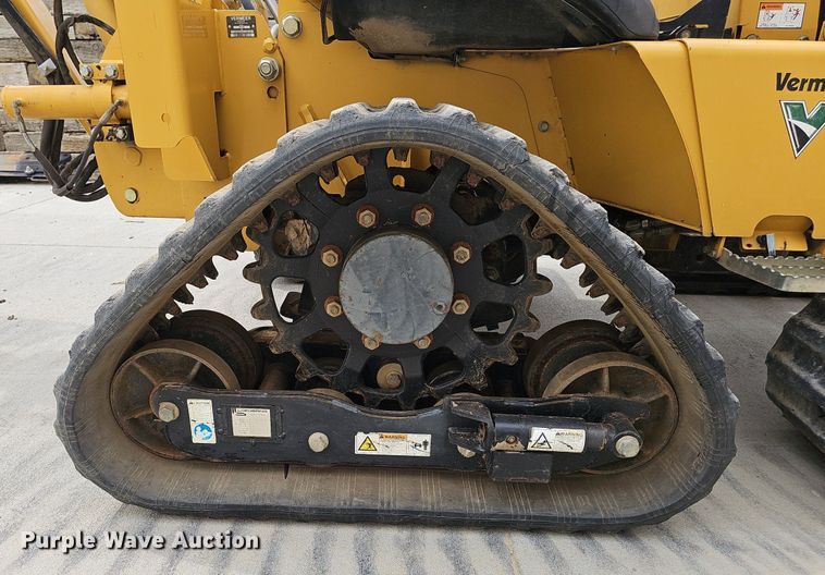 image for item DP6432 2010 Vermeer RTX750 vibratory cable plow