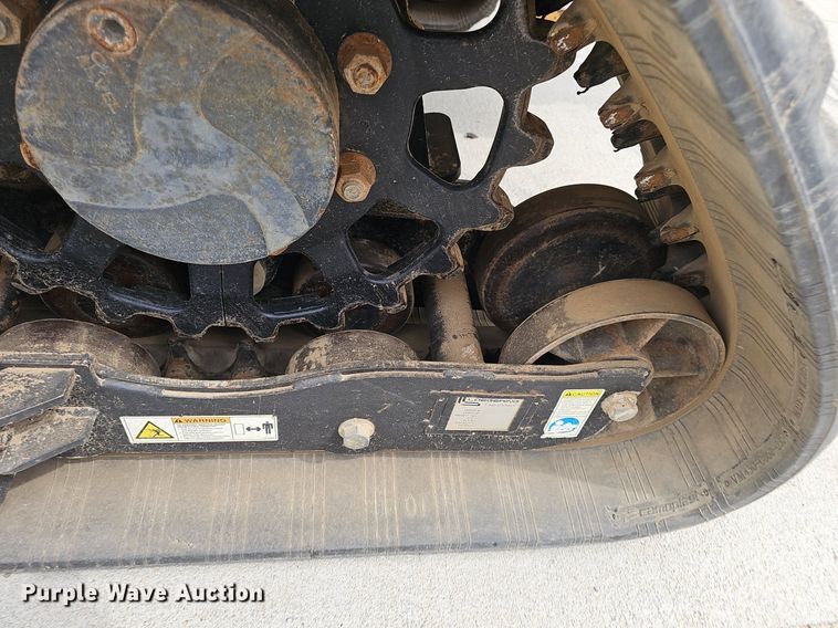 image for item DP6432 2010 Vermeer RTX750 vibratory cable plow