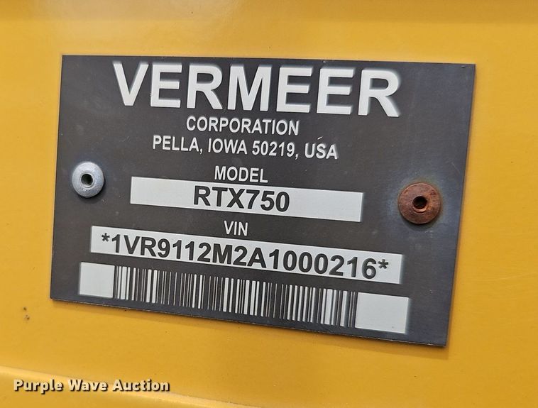 image for item DP6432 2010 Vermeer RTX750 vibratory cable plow