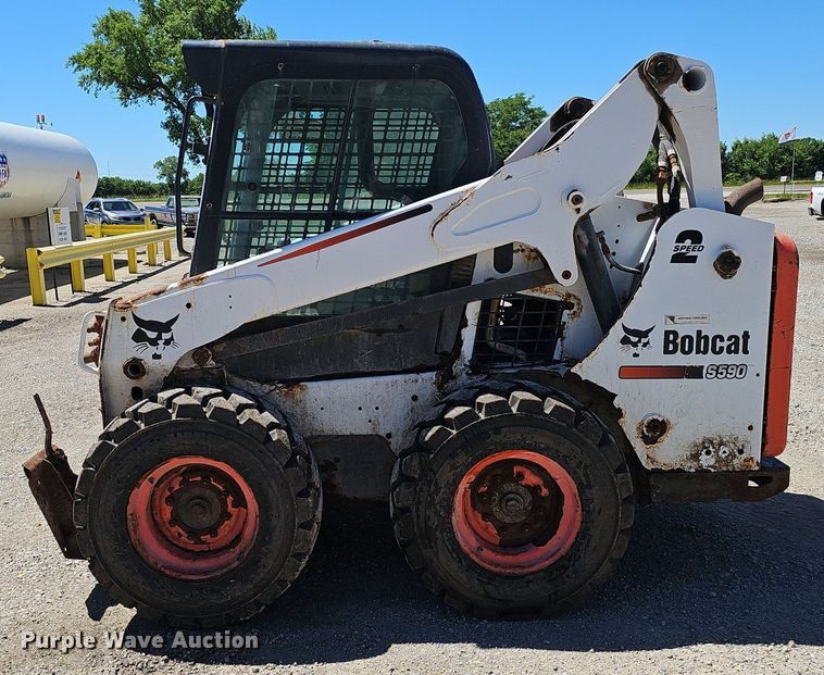image for item DP6454 2015 Bobcat S590 skid steer loader