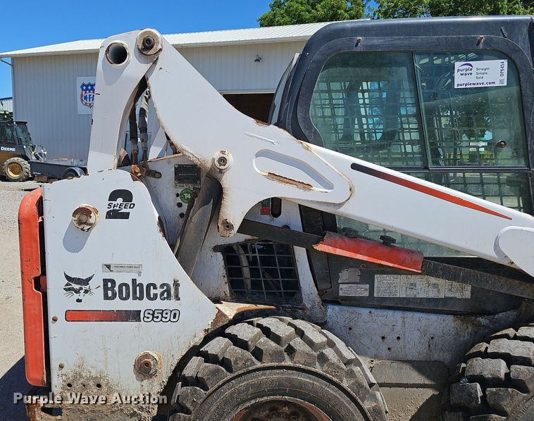 image for item DP6454 2015 Bobcat S590 skid steer loader