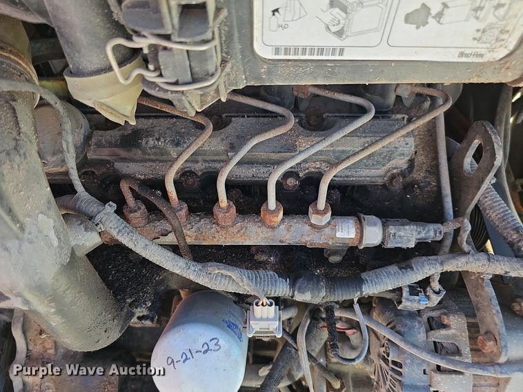 image for item DP6454 2015 Bobcat S590 skid steer loader