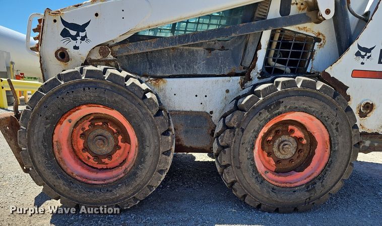 image for item DP6454 2015 Bobcat S590 skid steer loader