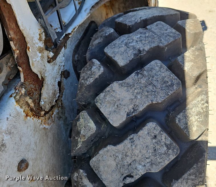 image for item DP6454 2015 Bobcat S590 skid steer loader