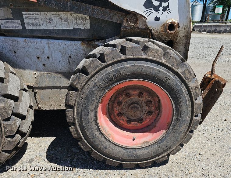 image for item DP6454 2015 Bobcat S590 skid steer loader