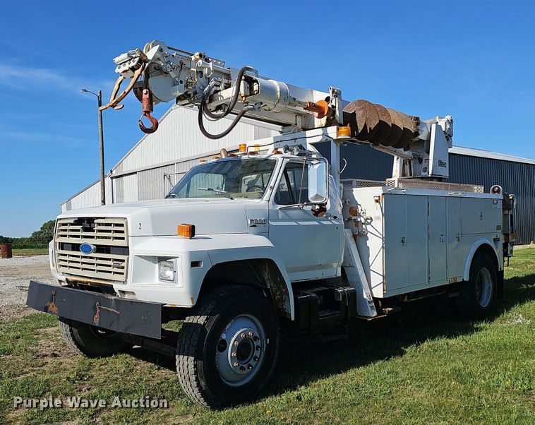 image for item DP6467 1988 Ford F800 digger derrick truck