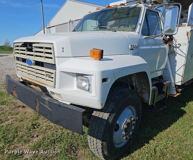 image for item DP6467 1988 Ford F800 digger derrick truck
