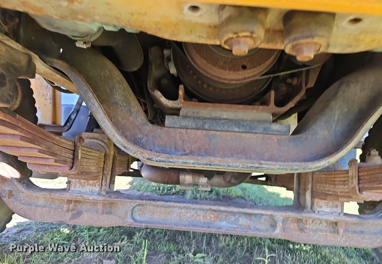 image for item DP6467 1988 Ford F800 digger derrick truck