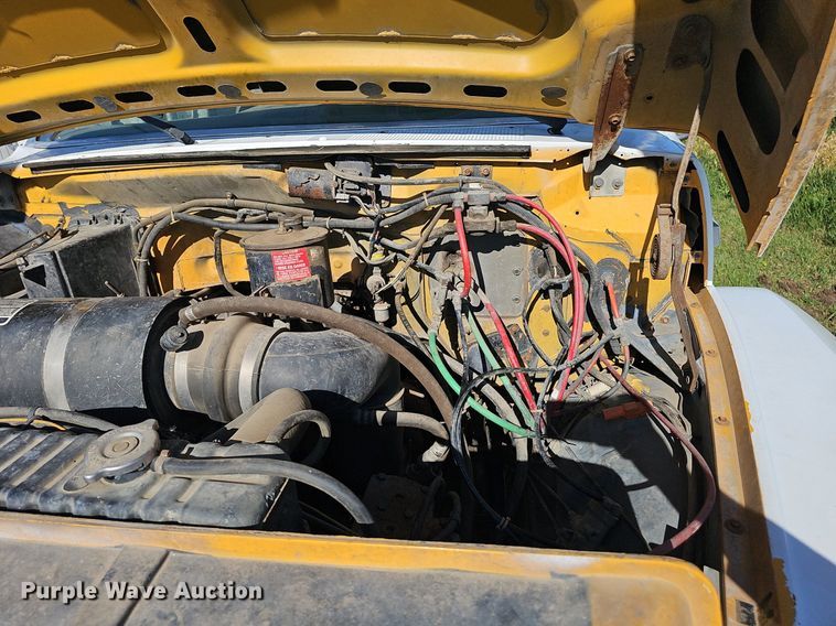 image for item DP6467 1988 Ford F800 digger derrick truck