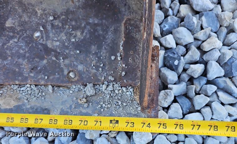 image for item DP6468 1995 John Deere 7775 skid steer loader