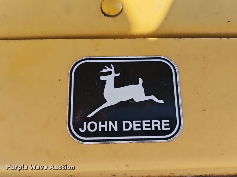 image for item DP6468 1995 John Deere 7775 skid steer loader