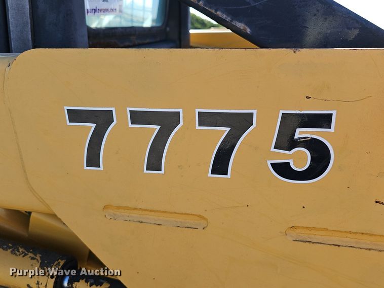 image for item DP6468 1995 John Deere 7775 skid steer loader